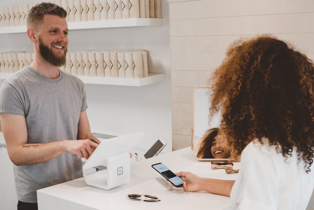Zarządzanie treścią w e-commerce: Kluczowe wskazówki